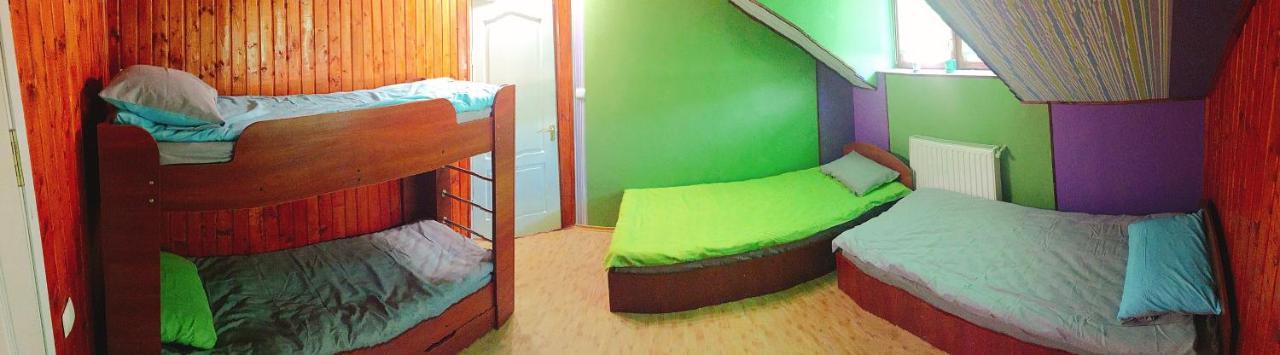 Hostel Vokzal Мукачево Екстер'єр фото