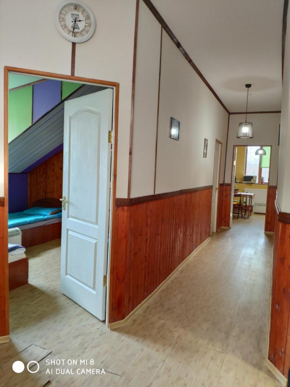 Hostel Vokzal Мукачево Екстер'єр фото