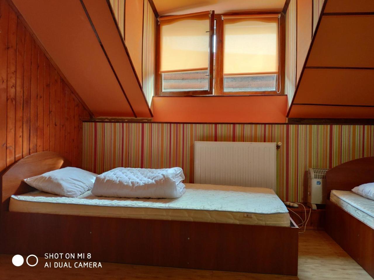 Hostel Vokzal Мукачево Екстер'єр фото